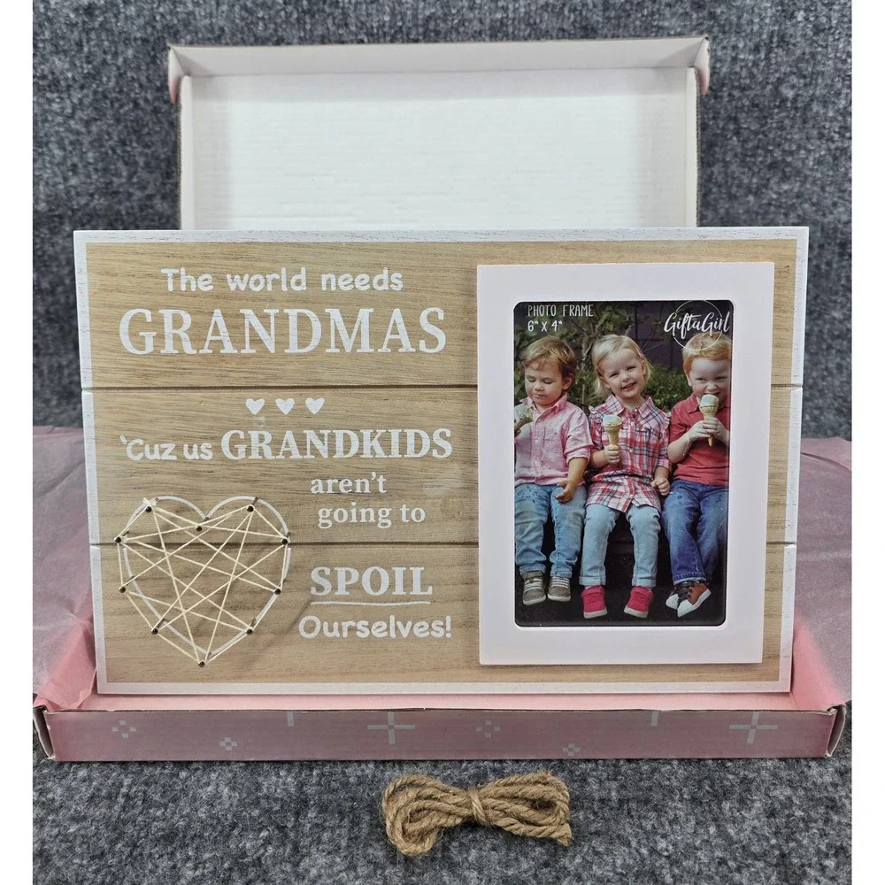 GiftaGirl Grandmas Grandkids Wood Picture Frame Beige String Art Heart Gift NEW
